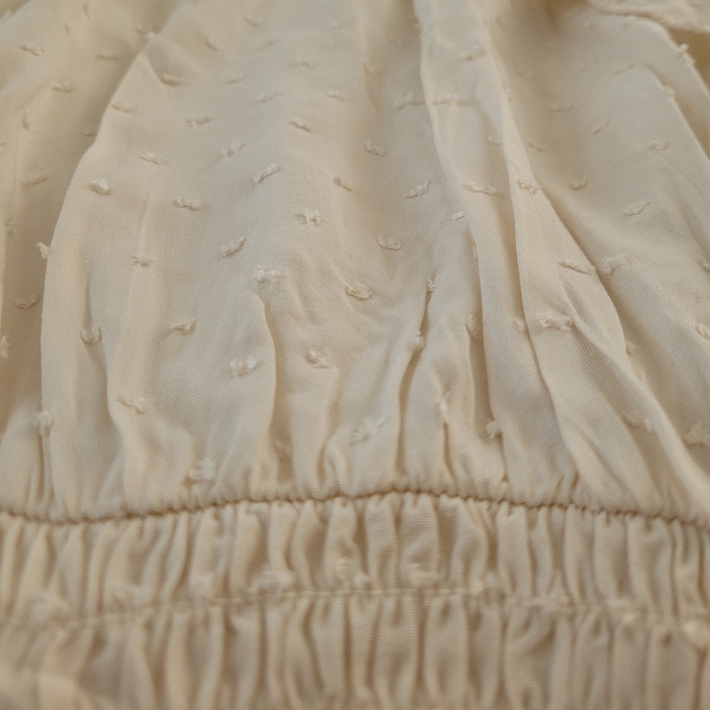 White Fable Ruffled Top - Picture 3 of 11